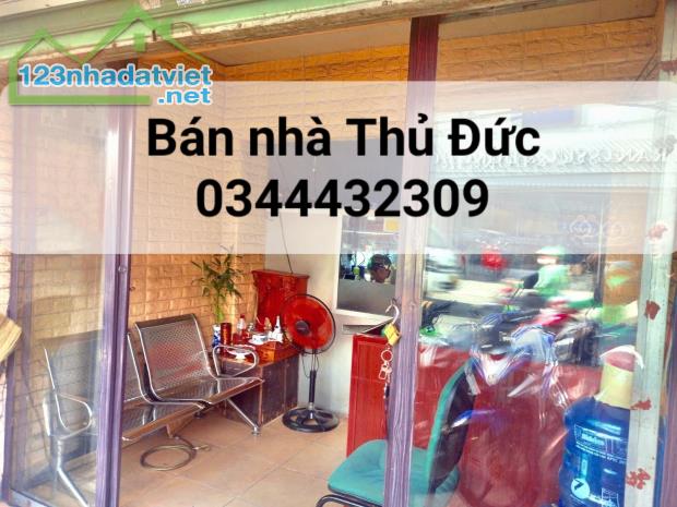 Một đời chủ, Bán nhà Thủ Đức, Mặt tiền Lê Văn Việt, 147 m2, Ngang 5m, 29 tỷ TL - 3