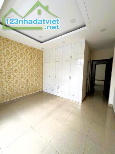 Cho thuê nhà 1T2L 4*25 3pn hẻm xe hơi đường 38 - Hiệp Bình Chánh - 2