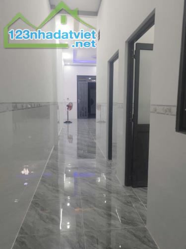 Cô Bảy gửi bán gấp căn nhà 110m2 Sổ Hồng Riêng 730trieu ở Đ.Huỳnh Thị Mài, Tân Hiệp - 1