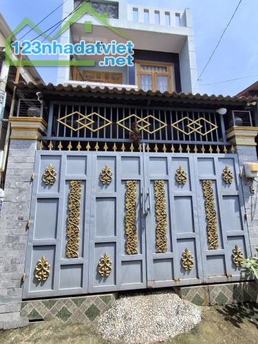 Nhà 2 tầng Nở hậu Nam Lân 5 HM, 121m2, 5.5x21m chỉ 5.x tỷ