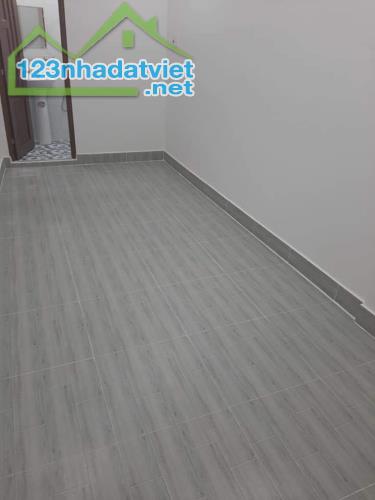 Bán Nhà Đường Bạch Đằng, 36m2 (3m x 12m), 2 Tầng, Phường 15, Chỉ 3,9 Tỷ