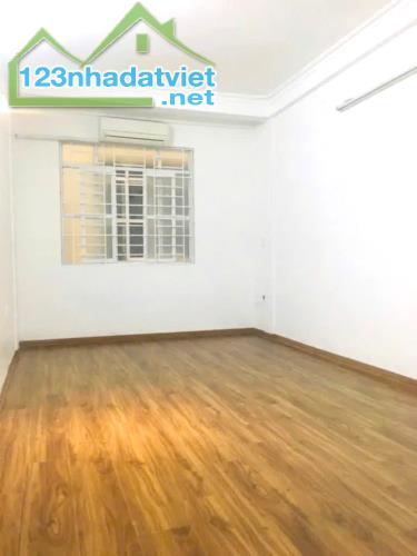 Bán nhà riêng Bùi Xương Trạch, ngõ thông ba gác đỗ cửa 30m2 giá 4.xx tỷ - 3