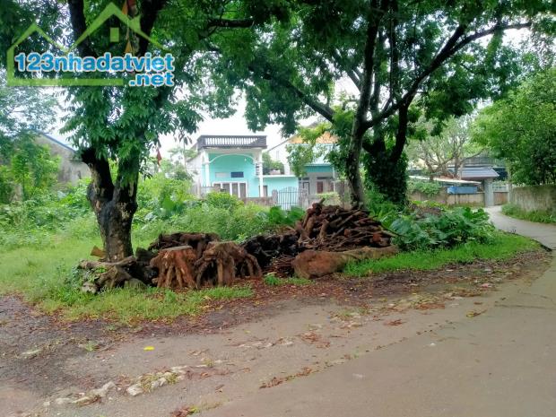 đất ở đô thị Lương Sơn Hòa Bình 574m . cách HN 30km , gần trung tâm hành chính