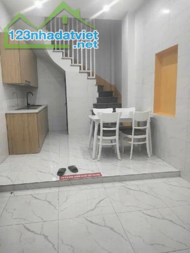 BÁN NHÀ NAM TỪ LIÊM - DT:30m2, 4 TẦNG, GIÁ CHỈ 2.x tỷ