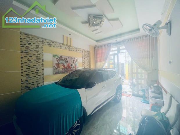 Bán nhà gần chợ Hạnh Thông Tây Gò Vấp-HCM-78m2-3 tầng-hẻm xe hơi - 2