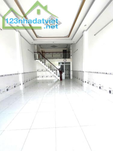 Cho thuê mặt bằng chợ ngã 4 Quang Thắng P.Trảng Dài DT140m2, 3PN,vĩa hè. - 2