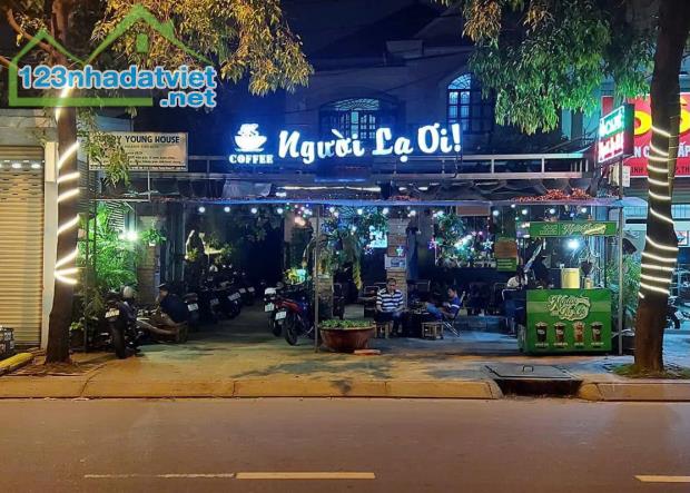 CHÍNH CHỦ CẦN SANG NHƯỢNG LẠI QUÁN CAFE ĐANG KINH DOANH ỔN ĐỊNH MẶT TIỀN ĐƯỜNG LỚN -