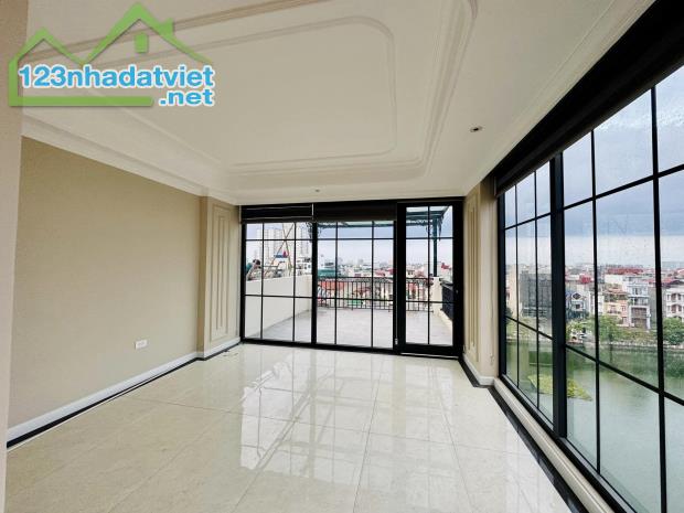 DUY NHẤT! NHÀ PHỐ BỒ ĐỀ SIÊU ĐẸP VIEW HỒ - Ô TÔ TRÁNH - 70M2*8T*4.5M - KINH DOANH VIP - 1