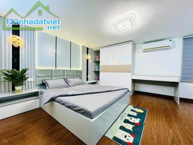 Siêu víp! Lô góc 2 thoáng Nguyễn Thái Học, Hà Đông, 65m2, MT5m, oto, KD , giá rẻ hơn 14 tỷ