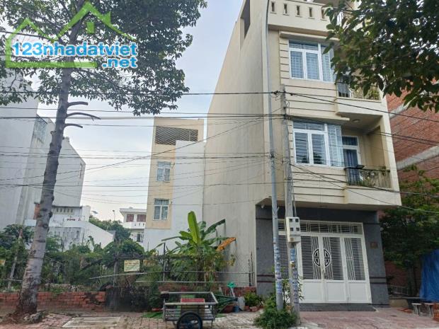 lô đất cực hiếm vũng tàu p10, khu tái định cư 855 đường vỉa hè DT:94m² giá chỉ 5,6 tỷ - 1