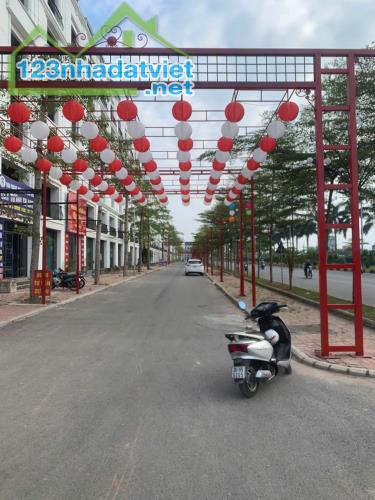 Bán đất Thụy hòa yên phong  Bắc Ninh Oto, sát kđt cattuong, đường 285B-80m giá1,28ty(99m)