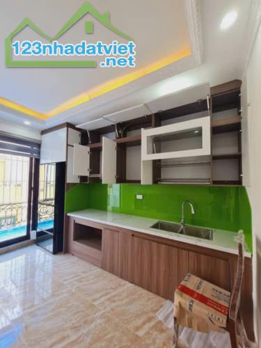 BÁN NHÀ 5T NGUYỄN KHÁNH TOÀN, DT 47M2, 1 NHÀ RA PHỐ, KINH DOANH, CHỈ 13.9 - 1