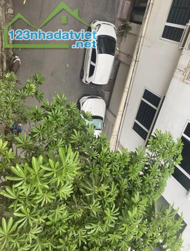 Bán nhà LÔ GÓC vỉa hè 2 bên phố Nguyễn Chánh, Cầu Giấy 60m ngang 10m KINH DOANH Ô TÔ đỗ24 - 1