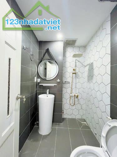 bán nhà lầu hẻm 391 đường 30/4 thổ cư 42m2 lộ ô tô 2pn full nội thất giá 2.68 tỷ - 3