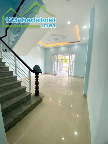 MẶT TIỀN ĐƯỜNG NHỰA TÂN HIỆP -HÓC MÔN  105m2👉 NGANG 5M 👉 4TỶ800TRIỆU👈 .GẦN CHỢ NHỎ TÂN - 2