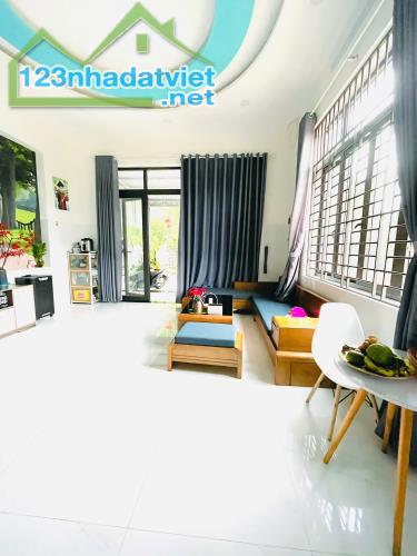 Bán nhà 2 tầng Bê Tông oto Duy Tân – Gần Võ Chí Công – 287m2 - 1