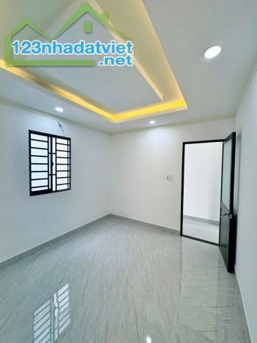 Bán nhà 1 Trệt 1 lửng 90m2 thổ cư đường ô tô (P. Hoá An) chỉ 2,650 tỉ - 3