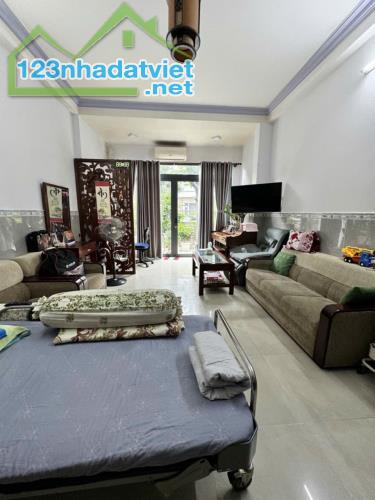 Mặt Tiền KD- Tên Lửa - 4 Tầng - 100m2 - Thang Máy 350KG - Chỉ Hơn 11TỶ. - Nhà mặt tiền đườ - 2