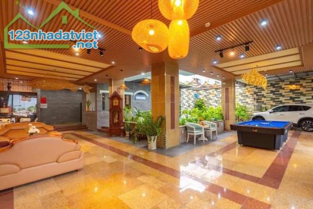 CẦN BÁN GẤP VILLA 2 TẦNG ĐẲNG CẤP SIÊU VIP NGAY PHỐ BIỂN SƠN TRÀ TP. ĐÀ NẴNG - 1