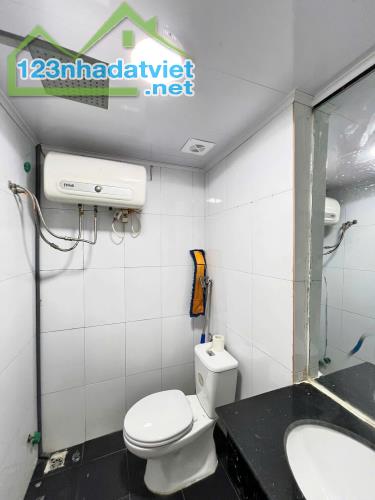 CHUNG CƯ CĂN GÓC- MỚI ĐẸP - FULL ĐỒ - 3N-2WC CHỈ 4 TỶ