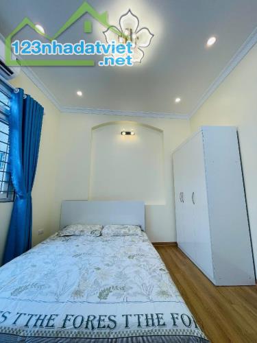 Cần bán nhanh nhà riêng Ngọc Khánh, Ba Đình 52m2, gần ô tô: 0829217877.