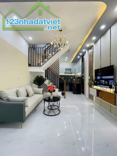 BÁN NHÀ 70M² ĐƯỜNG THỦ KHOA HƯNG 1 TRỆT 1  LẦU GẦN CHỢ HẢI MỸ. GIÁ 1.5 TỶ - 3