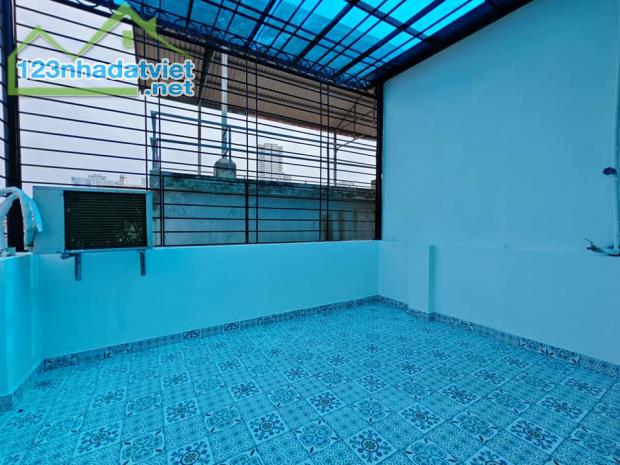 BÁN NHÀ HAI BÀ TRƯNG, BA GÁC ĐỖ CỬA, LÔ GÓC, FULL NỘI THẤT, Ở NGAY, 30M2x4Tx5M, GIÁ 4,6 TỶ - 3