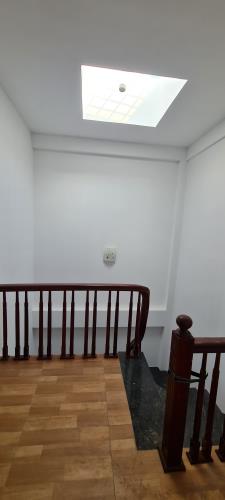 Bán nhà riêng 31m2 Yên Vĩnh, Kim Chung. Kế bên chợ Dân sinh . Cách 11m đến đường Ôtô tránh - 2