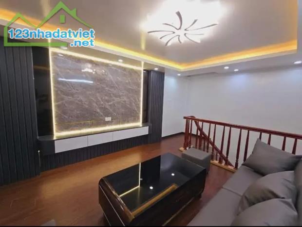 Chính chủ bán nhà Phương Canh 37M 5 Tầng, Gác Lửng, gần phố Trịnh Văn Bô 5.2 tỷ - 3