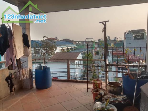 SIÊU PHẨM LÔ GÓC VIỆT HƯNG 61M2 VIEW HỒ,  MẶT NGÕ ÔTÔ TRÁNH ,KINH DOANH. 14TỶ - 4