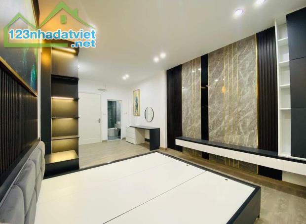 Chỉ cần 3 tỷ có nhà Phương Canh, 33M 5 Tầng, 4 phòng, 30m ô tô đỗ, đường 6m - 1
