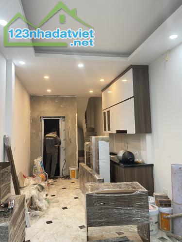 💥💥💥Tôn Đức Thắng, Ngõ Thông, Ba Gác Tránh, Gần Phố, 40m2, 6 Tầng Thang Máy, Giá 8.2 Tỷ