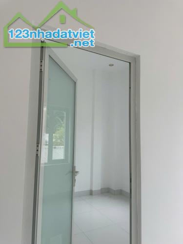 Bán nhà Mái Thái Từ Dân Đường ô tô Vào Tận Nơi THỦY DƯƠNG Giá Chỉ 2,5xx tỷ - 2