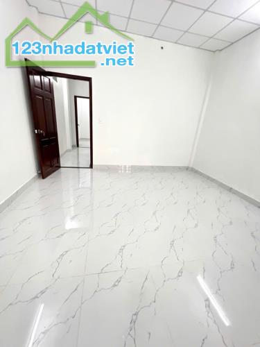 Bán nhà 61m2  3 tầng ngang 4,5m phường 16 quận 8 chỉ 4,5  tỷ - 3