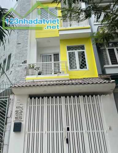 Bán nhà Lê Văn Lương- 58m2 - hẻm ô tô - ngang 4m - nhỉnh 7 tỷ.