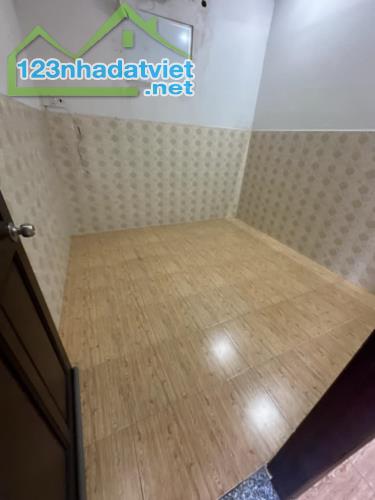 1 / Nguyễn Thị Căn Quận 12 hẻm xe hơi 2 tầng. 75m2 giá hon 3 tỷ - 3