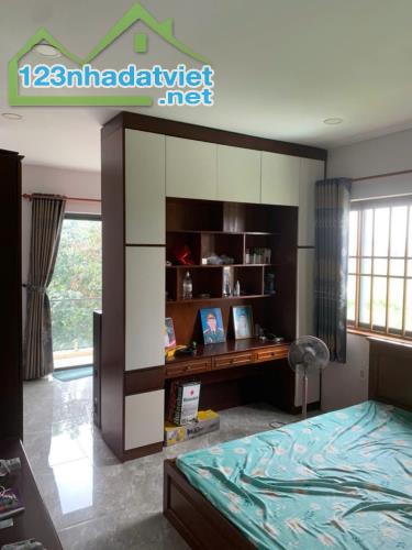 NHÀ ĐẸP Ở NGAY – DT 75M2 x 3T, 4PN - KHU NHÀ RIVER PARK – ĐƯỜNG XE TẢI. - 2