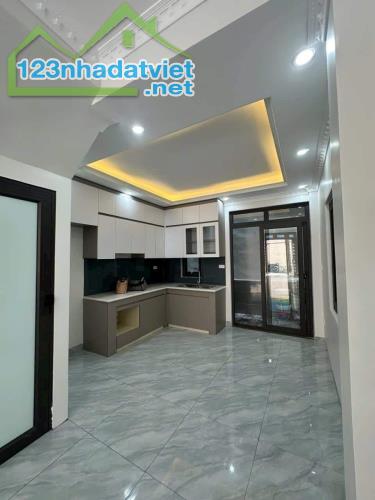 bán nhà Ngã 5 Hà_Trì - Hà Đông, NHÀ ĐẸP - MẶT NGÕ THÔNG RỘNG, Ô tô ra vào, 50m2 hơn 7 tỷ - 3