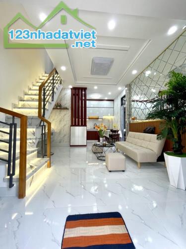 Nhà mới Tô Ngọc Vân Q12, 122m2, 2 lầu, Tum, 4PN, 4x30m, Đ.5m chỉ 7.x tỷ - 1