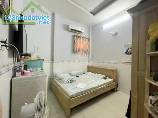 Bán nhà 2 tầng-67m2-Hẻm ô tô-Cách 1 căn ra MT đường -Phước Long A-Quận 9. - 1