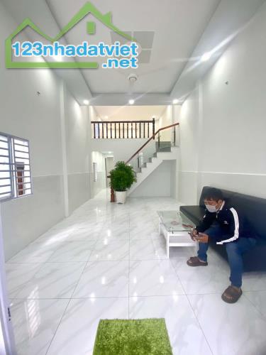 Bán Nhà Nguyễn Thị Búp 70m2, 2 Tầng, nhà cực đẹp giá cực tốt