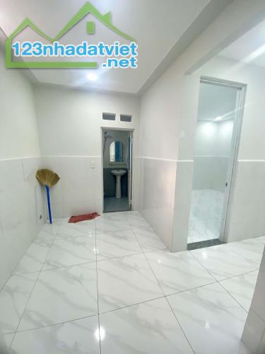 Bán Nhà Nguyễn Thị Búp 70m2, 2 Tầng, nhà cực đẹp giá cực tốt - 4