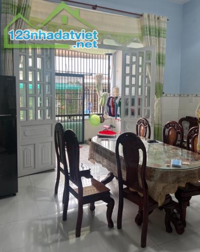 Bán nhà 2T Nguyễn Xiển, Long Bình, 74m2, chỉ 3.2 tỷ , Q9, ngay Vinhomes Grand Park - 1