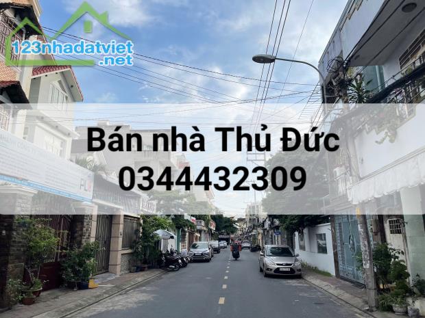 Bán nhà Thủ Đức, Siêu thị Coopmart, Quang Trung, Hiệp Phú, 110 m2, 4 tầng BTCT, 10 tỷ xx