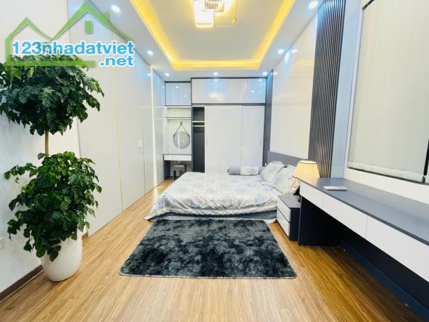 Chủ cần bán! Bán nhà Lò Đúc, 43m2, 4 tầng mới đẹp, mặt tiền 8m, nhỉnh 9 tỉ, ngõ thoáng - 1