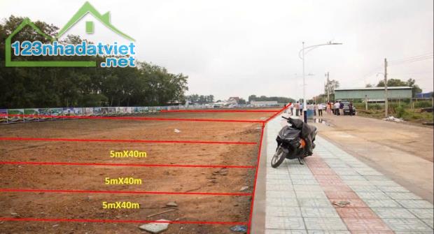 Lô đất 200m2 mua 1,2 tỷ giảm giá còn 800 triệu ngay cạnh KCN Bàu Bàng, Bình Dương - 2