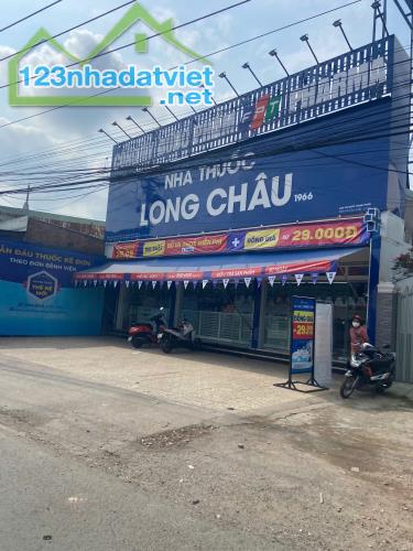 Bán gấp lô đất mặt tiền 32m kế bên căn biệt thự đơn lập, gần sân bay Long Thành. 699 triệu - 1