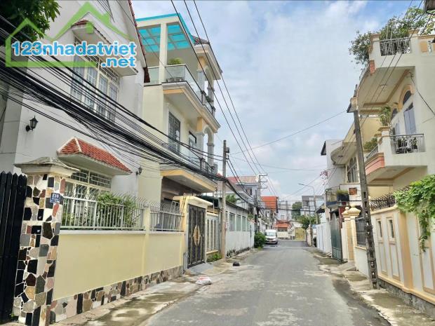 Bán lô đất biệt thự KDC Phúc Hải, Tân Phong, Biên Hòa, 235m2, giá 10 tỷ.