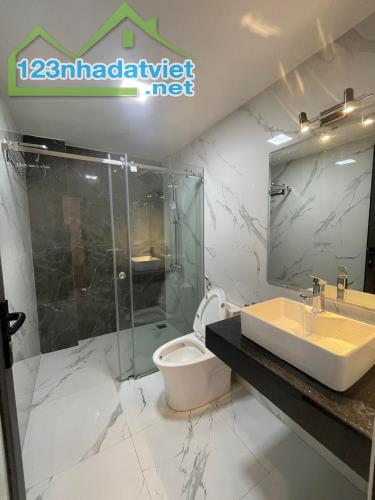 Bán nhà mặt ngõ Kim Chung 38M 4 Tầng, 4P Ngủ, gần khu đô thị Hinode giá 3.9 tỷ - 4