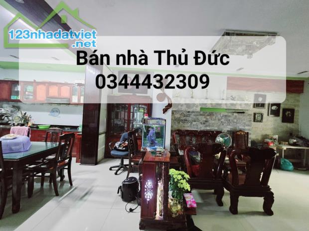 Bán nhà Thủ Đức, Biệt Thự Vip Ngay Trương Văn Bang, Ủy Ban Thành Phố, 140 m2, 16 tỷ nhỉnh - 1